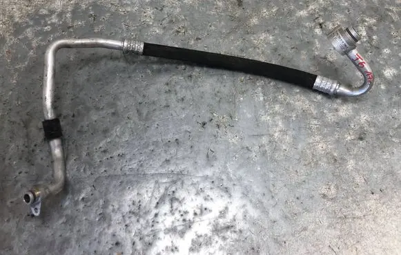 Volkswagen Multivan T6 Air conditioning (A/C) pipe/hose 7E0816744D