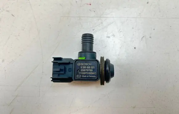Opel Zafira C Valve vacuum 20876799 0265005321