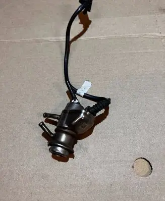 Audi Q5 SQ5 AdBlue injector 4G0131113E 080219115048 0444025082