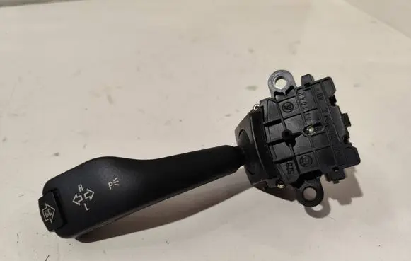 BMW X5 E53 Indicator stalk 8363668M 01104010