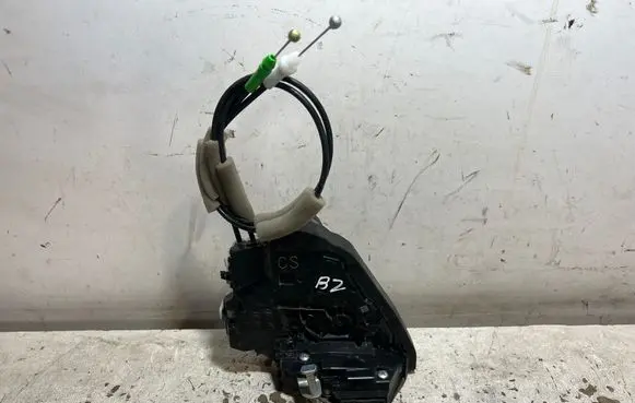 Toyota bZ4X Rear door lock 30602156