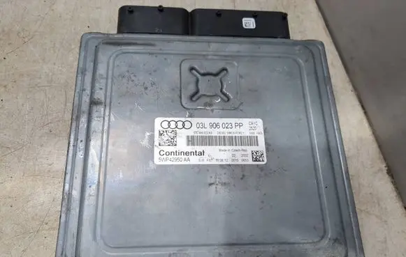 Audi A3 S3 8P Engine control unit/module 03L906023PP 03L906023KS 5WP42950AA