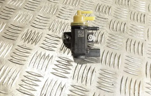 Valve vacuum