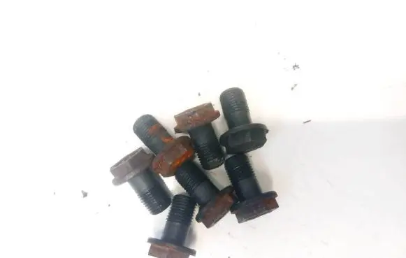 Mitsubishi Lancer Nuts/bolts 