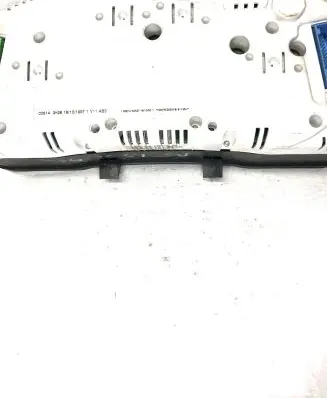 Volkswagen PASSAT B5 Speedometer (instrument cluster) 09051940090 18056298