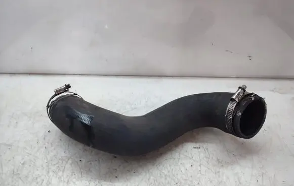 Volkswagen Amarok Air intake hose/pipe