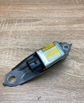Toyota Prius (XW20) Airbag deployment crash/impact sensor 8983347030 1879000911