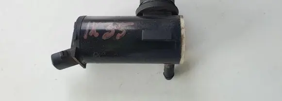 Hyundai ix35 Windscreen/windshield washer pump 985102S100