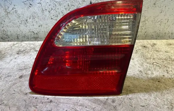 Mercedes-Benz E W211 Tailgate rear/tail lights A2118201464 379504