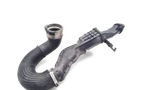 Jeep Cherokee Intercooler hose/pipe 68191510AD