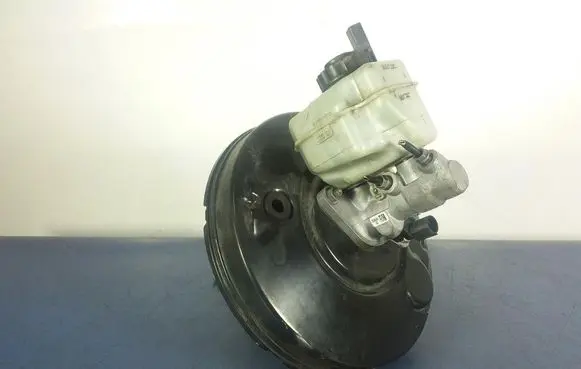 Volkswagen PASSAT CC Brake booster 3C1614105AE
