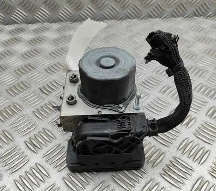 Mercedes-Benz CLA C117 X117 W117 ABS Pump A0004312000 0265255631