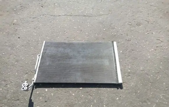 Porsche Cayenne (92A) A/C cooling radiator (condenser) 7P0820411A 7P0820411 2710C