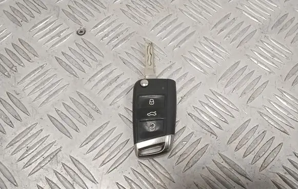 Volkswagen Golf VII Ignition key/card 5G0959752BC