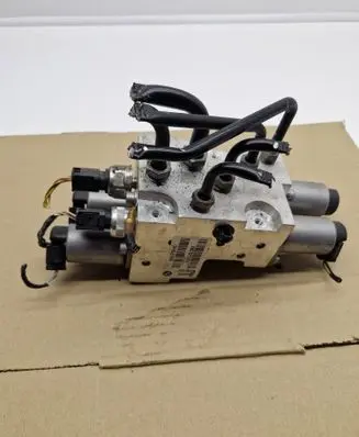 BMW X5 E70 Active stabilizer control/valve assembly 6782737 34075982H
