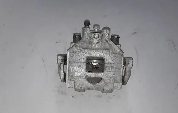 Toyota Yaris Front brake caliper 477300D200