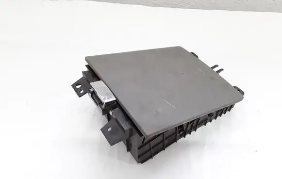Cadillac SRX Dashboard storage box/compartment 25893235DT 102204964
