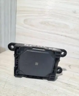Dacia Sandero III Distronic sensor radar 285J94114R A2C7763690500 284474062R