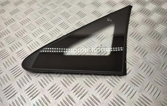 Mercedes-Benz Vito Viano W447 Front triangle window/glass A4476730105 43R000016
