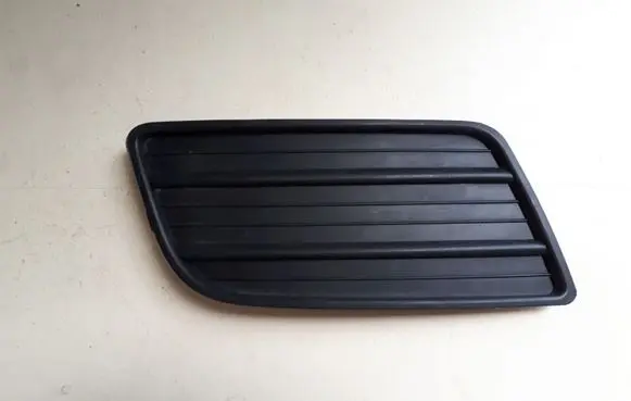 Front fog light trim/grill