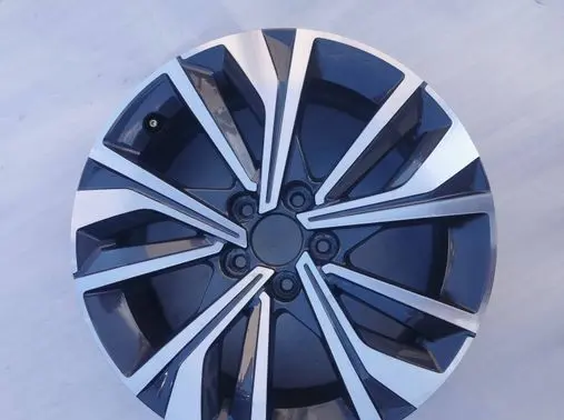 Peugeot 3008 II R17 alloy rim 9814117977