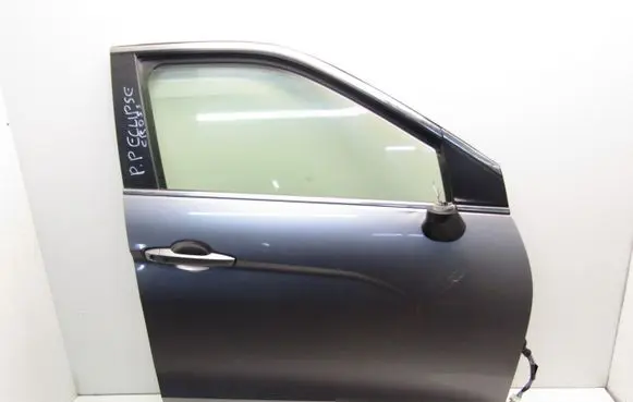 Mitsubishi Eclipse Cross Front door 090614