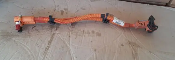 Peugeot 208 II High voltage cable 9832922980