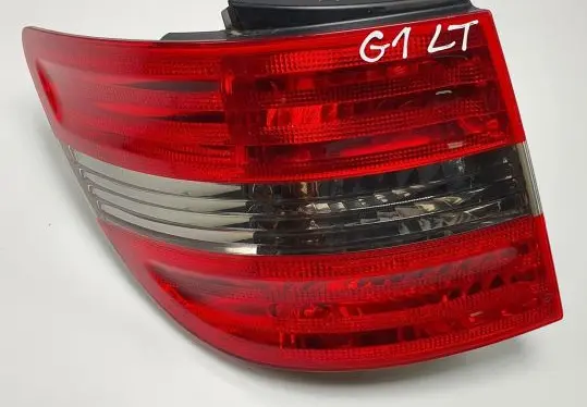 Mercedes-Benz B W245 Rear/tail lights A1698202364