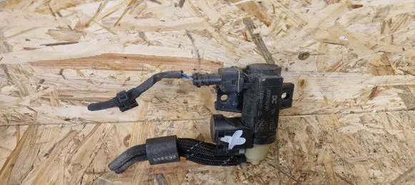 Nissan Juke I F15 Turbo solenoid valve 8200790180 70181405