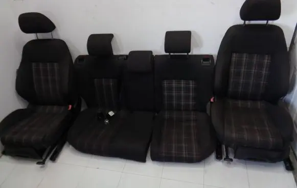 Seat set