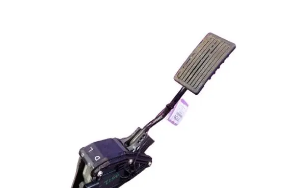 Honda CR-V Accelerator throttle pedal JM14A