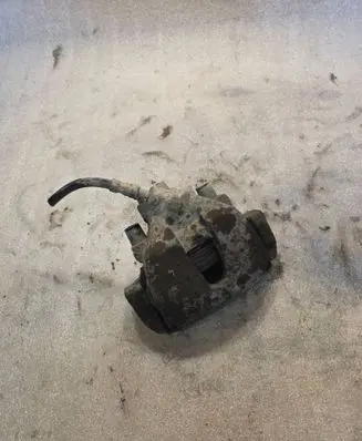 Volvo V50 Front brake caliper 