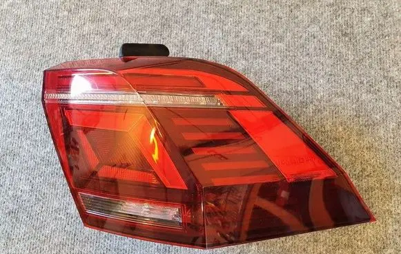 Rear/tail lights
