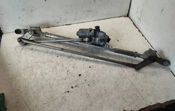 Chevrolet Camaro Front wiper linkage and motor 23240666 12V11T AX1590607910