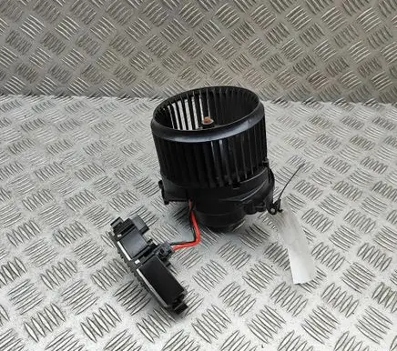 BMW X2 F39 Heater fan/blower 9297752 7952061