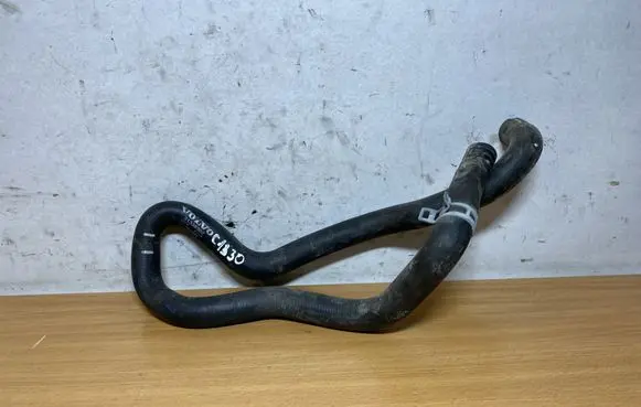 Volvo XC90 Engine coolant pipe/hose 31338302 C1330