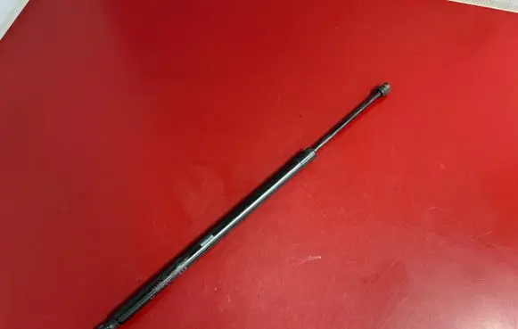 Chrysler Town & Country V Tailgate/trunk strut/damper 05109604AE