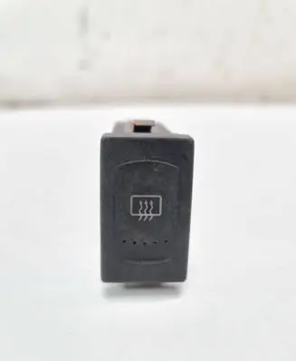 Volkswagen PASSAT B5.5 Windscreen/window heater switch 3B0959621D