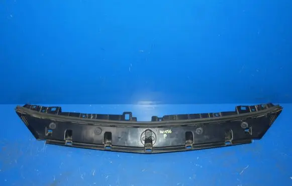 Mercedes-Benz GLA W156 X156 Front bumper mounting bracket A1568850465