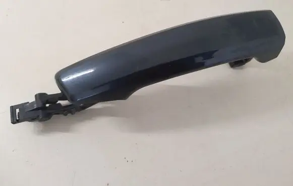 Audi Q2 - Front door exterior handle 8V0837205A