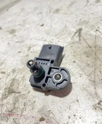 BMW 3 E46 Air pressure sensor 0281002576 1106102BV3
