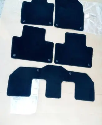Volvo XC90 Car floor mat set 32262732 32262728 NE69081