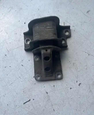 Peugeot Boxer Engine mount bracket 1346984080