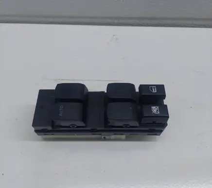 Suzuki SX4 Electric window control switch 64J20 0766T