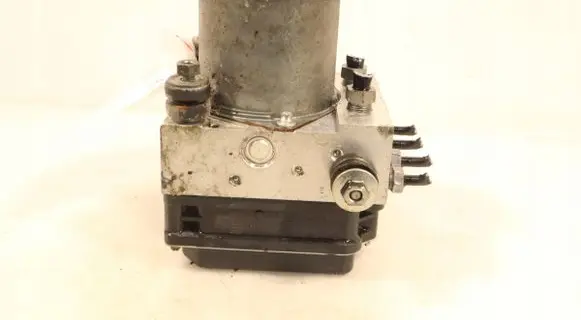 Peugeot 5008 ABS Pump 9674677580