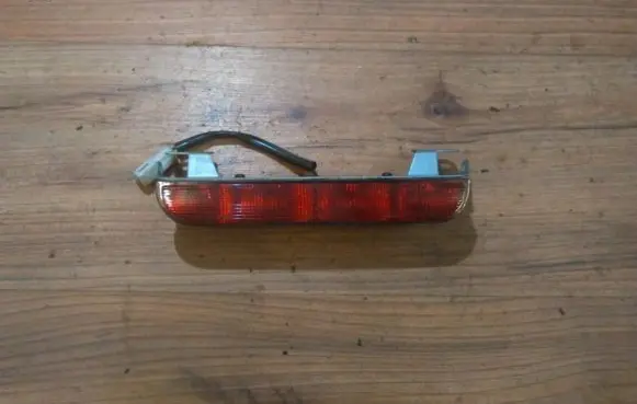 Mitsubishi Carisma Third/center stoplight 0996400