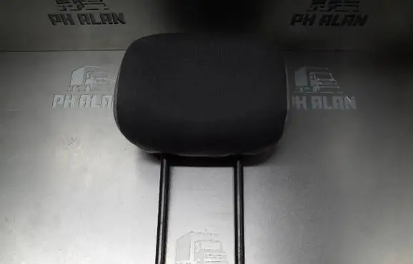 Renault Trafic II (X83) Front seat headrest