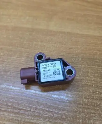 Volvo C70 Airbag deployment crash/impact sensor 30737138