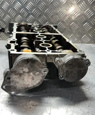Volkswagen Golf Plus Camshaft 27113149 B020605