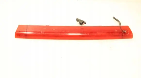 Alfa Romeo 159 Third/center stoplight 156053453
